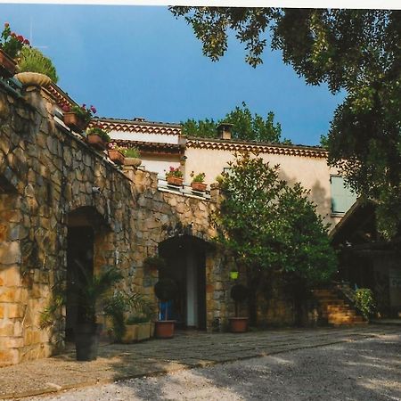 Piégros-la-Clastre "Le Pigeonnier" Chambre D'Hote المظهر الخارجي الصورة